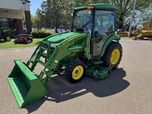 Main image John Deere 3033R