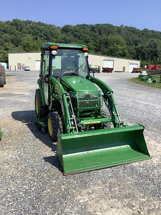 Image of John Deere 3033R Primary image