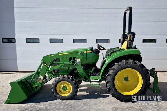 Main image John Deere 3035D