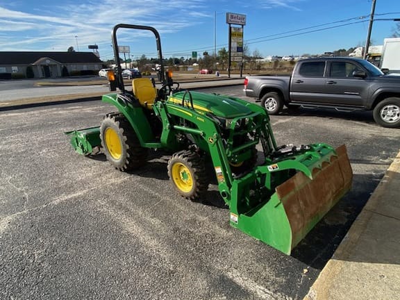 Main image John Deere 3035D