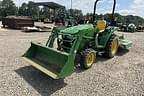 Image of John Deere 3035D equipment image 4