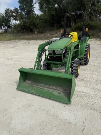 Image of John Deere 3035D equipment image 3