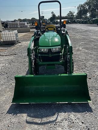 Image of John Deere 3035D equipment image 2