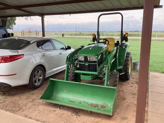 Image of John Deere 3035D equipment image 3