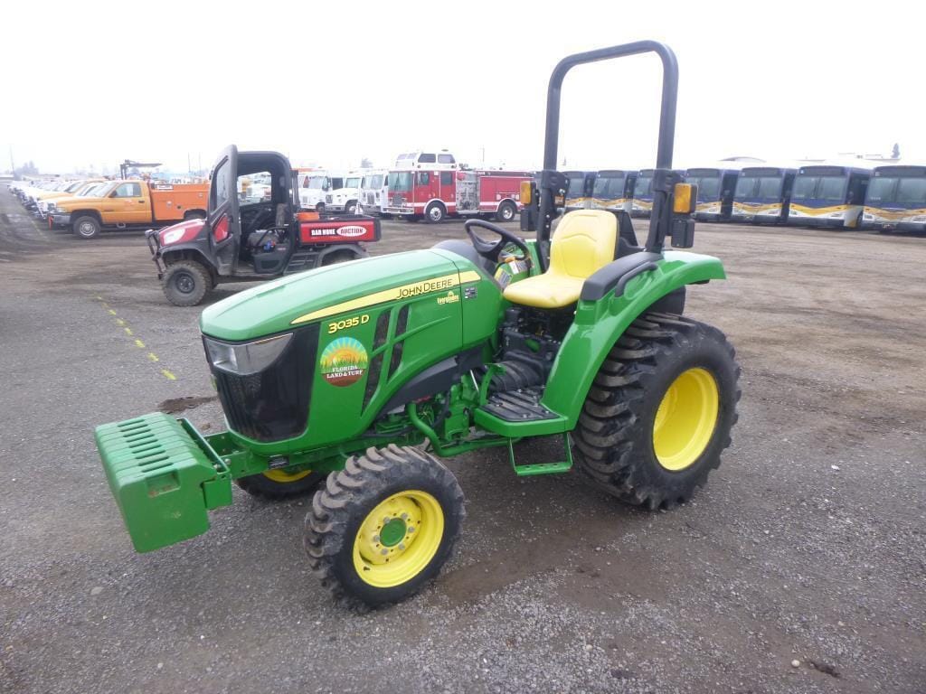 Main image John Deere 3035D