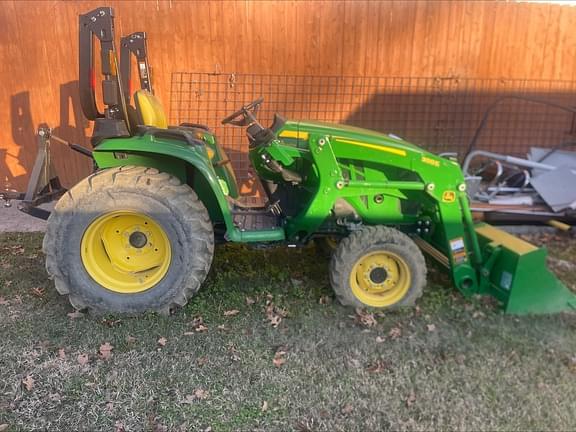 Image of John Deere 3038E equipment image 4