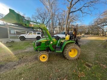 Main image John Deere 3038E