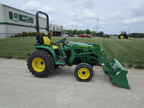 Main image John Deere 3038E