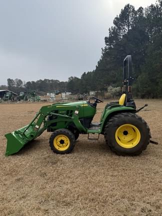 Image of John Deere 3038E equipment image 1