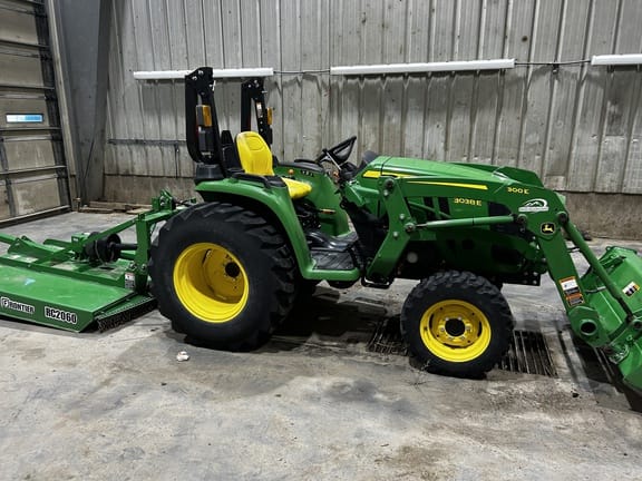 Main image John Deere 3038E