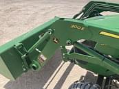 Thumbnail image John Deere 3038E 10