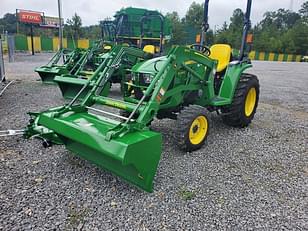 Main image John Deere 3038E