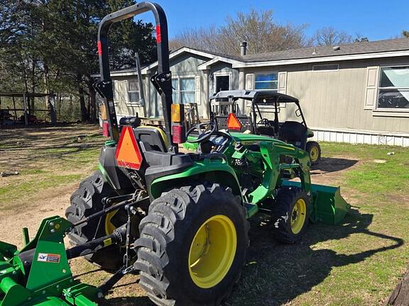 Image of John Deere 3038E equipment image 3