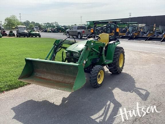 Image of John Deere 3038E equipment image 2