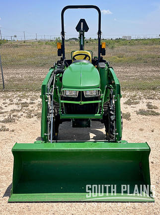 Image of John Deere 3038E equipment image 2