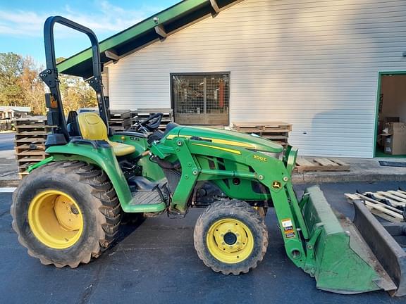 Image of John Deere 3038E equipment image 3