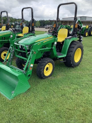 Main image John Deere 3038E