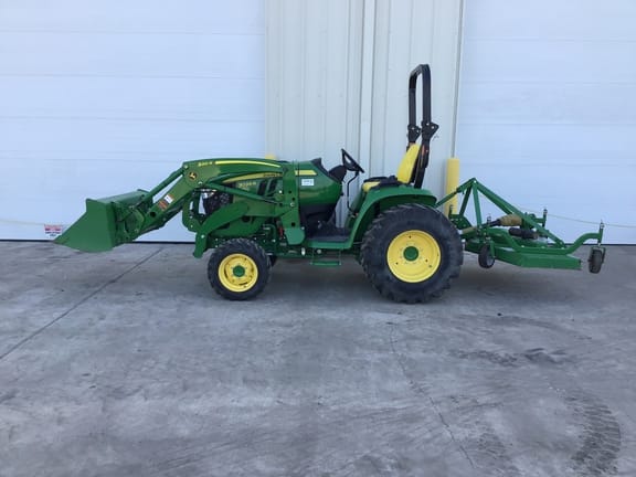 Main image John Deere 3039R