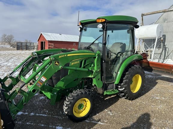 Image of John Deere 3039R Primary image