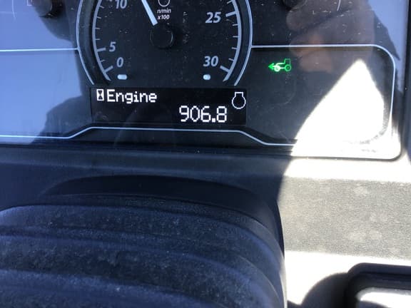 Image of John Deere 3039R equipment image 3