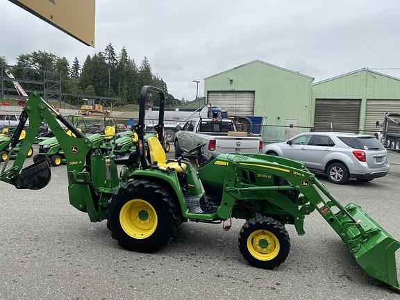 Image of John Deere 3039R equipment image 4