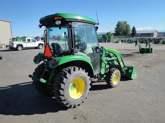 Image of John Deere 3039R equipment image 2