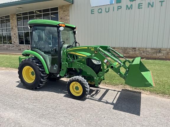 Image of John Deere 3039R equipment image 1