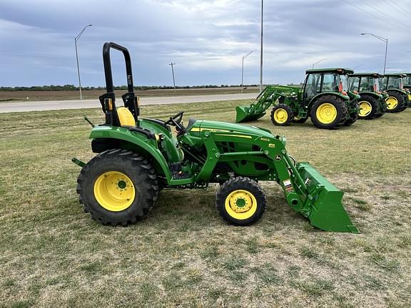 Image of John Deere 3043D equipment image 3