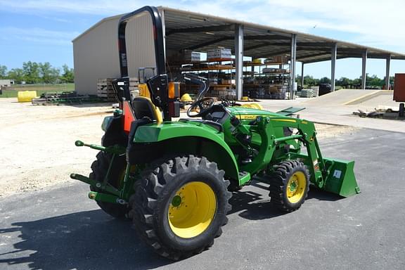 Image of John Deere 3043D equipment image 3