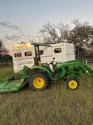 Image of John Deere 3043D Primary image