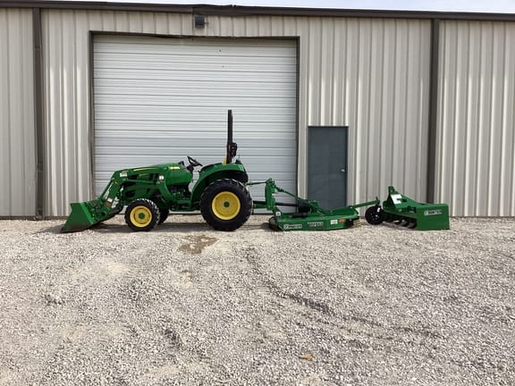 2021 John Deere 3043D Equipment Image0