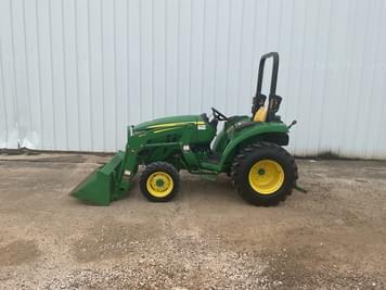 Main image John Deere 3043D
