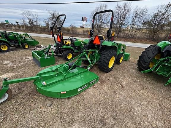 Image of John Deere 3043D equipment image 2