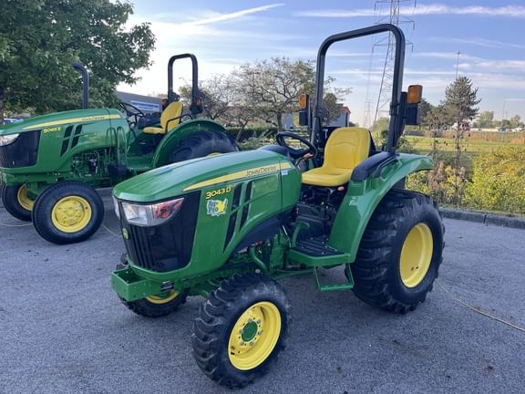 2021 John Deere 3043D Equipment Image0