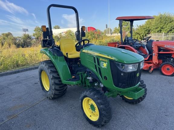 Image of John Deere 3043D equipment image 1