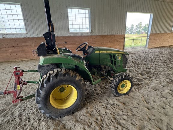 2021 John Deere 3043D Equipment Image0