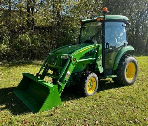 Image of John Deere 3046R Primary image