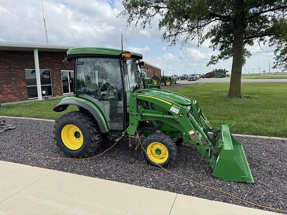 Image of John Deere 3046R equipment image 1