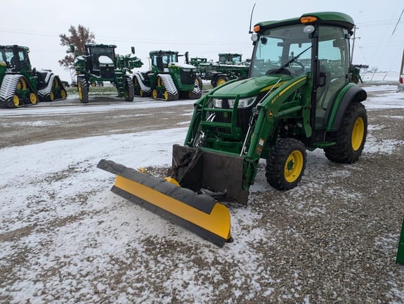 2021 John Deere 3046R Equipment Image0