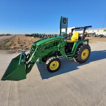 Main image John Deere 3046R
