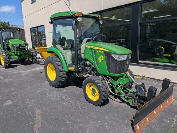 Image of John Deere 3046R Primary image