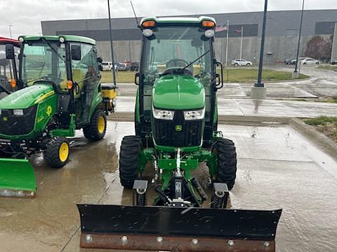 Image of John Deere 3046R equipment image 2