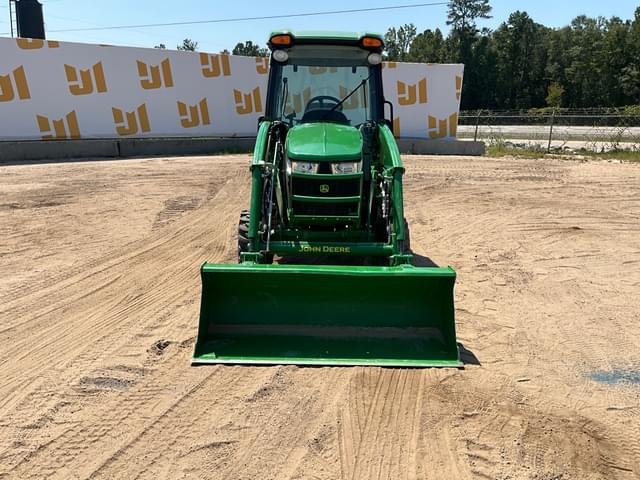 Image of John Deere 3046R equipment image 1