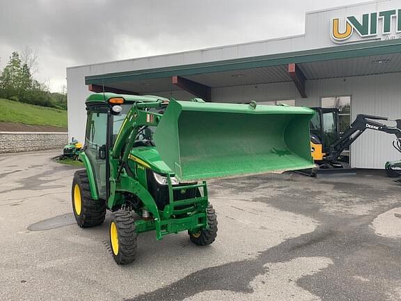 Image of John Deere 3046R equipment image 2