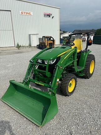 Image of John Deere 3046R equipment image 2