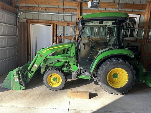 Image of John Deere 3046R equipment image 1