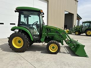 Main image John Deere 3046R 0