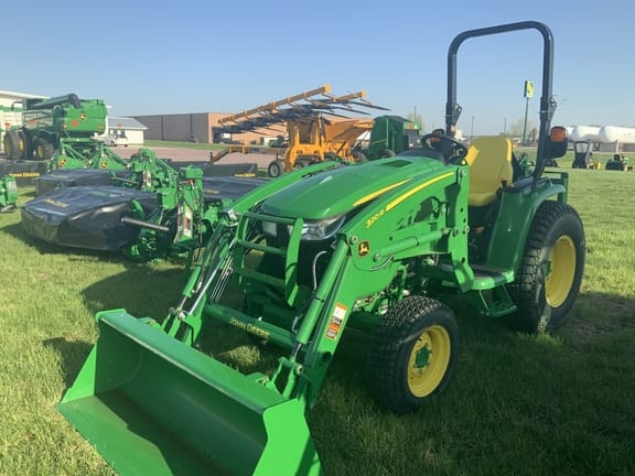 Main image John Deere 3046R