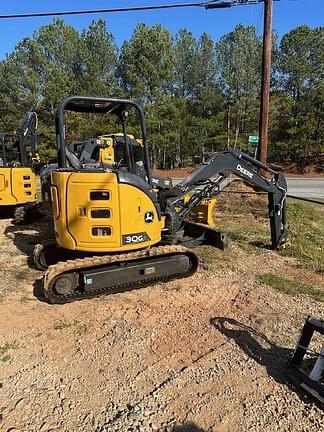 Image of John Deere 30G equipment image 1