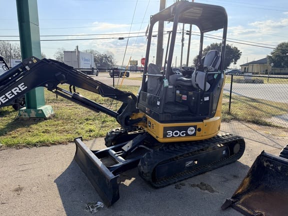 2021 John Deere 30G Equipment Image0